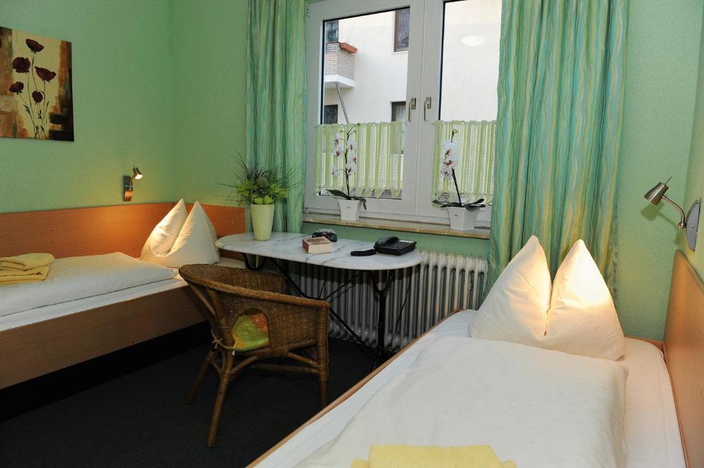 Hotel-Pension Haus Neustadt Bremen Exterior photo